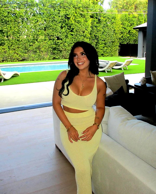 lilsyourfav instagram image archive image