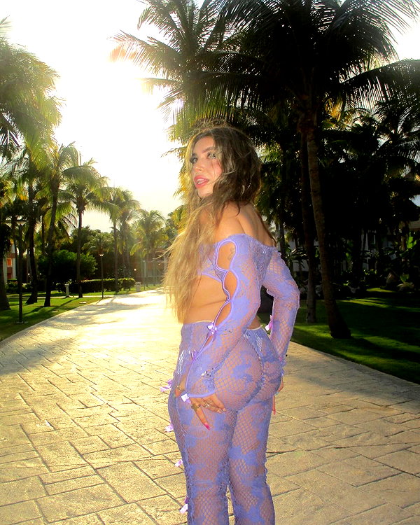 lilsyourfav instagram image archive image