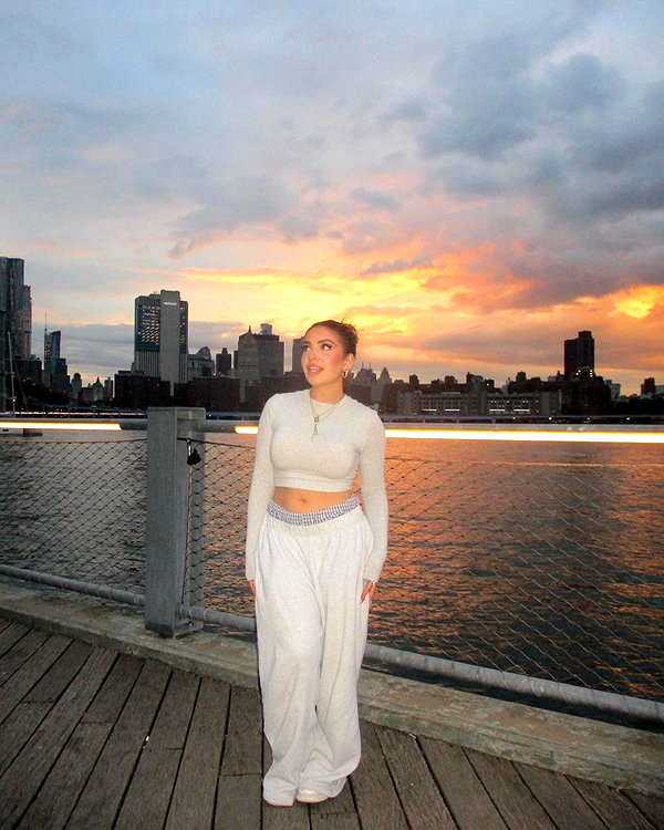 lilsyourfav instagram image archive image