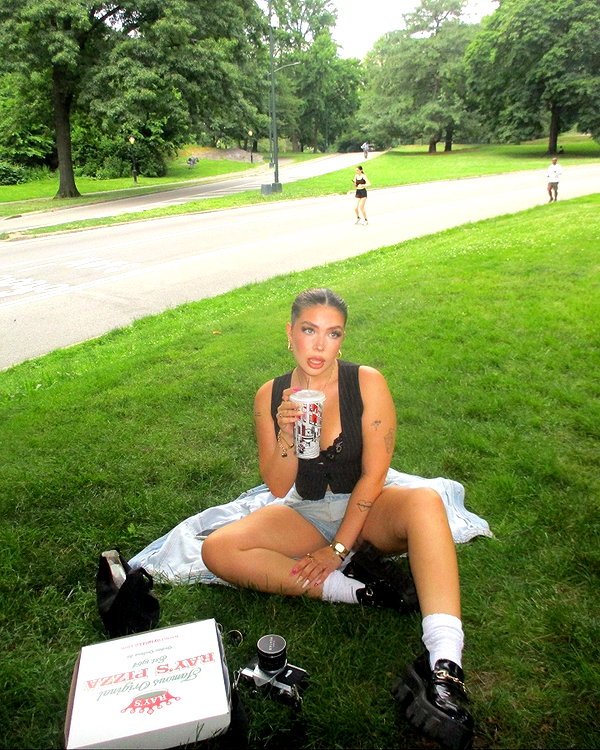 lilsyourfav instagram image archive image