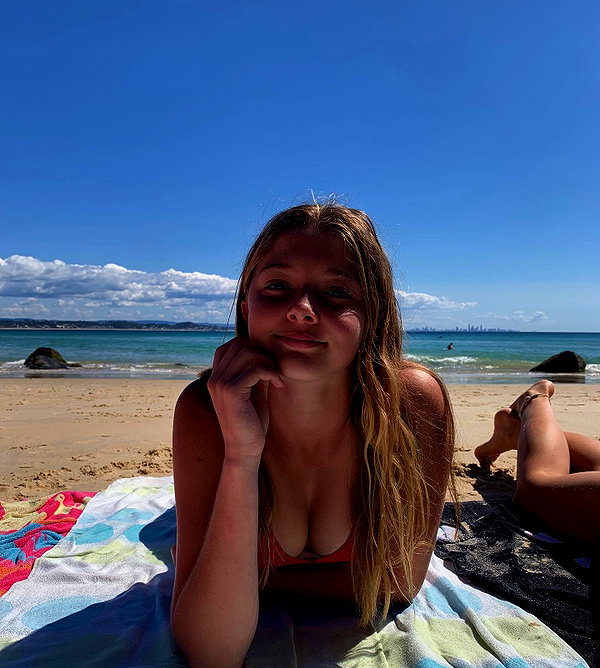 lilyphillipss instagram image archive image