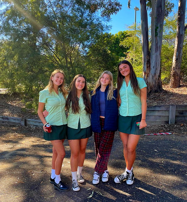 lilyphillipss instagram image archive image