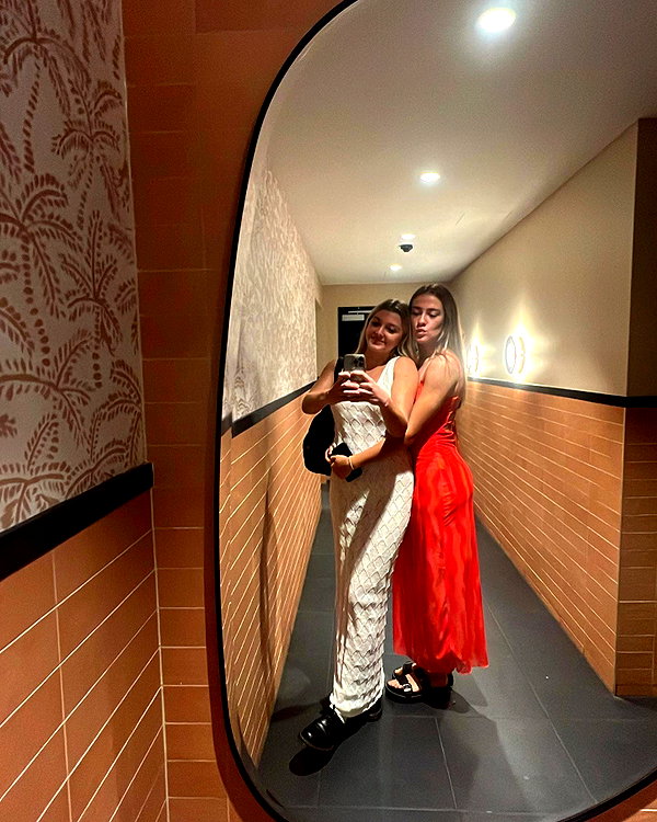 lilyphillipss instagram image archive image