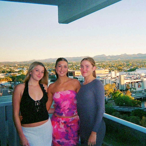 lilyphillipss instagram image archive image