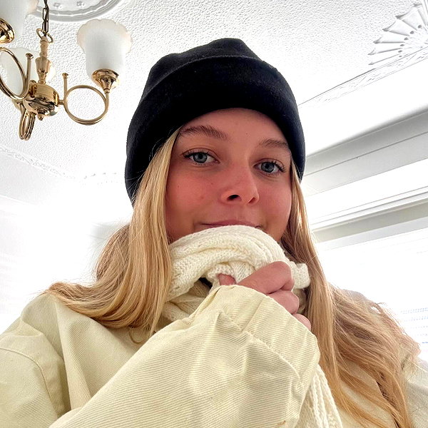 lilyphillipss instagram image archive image