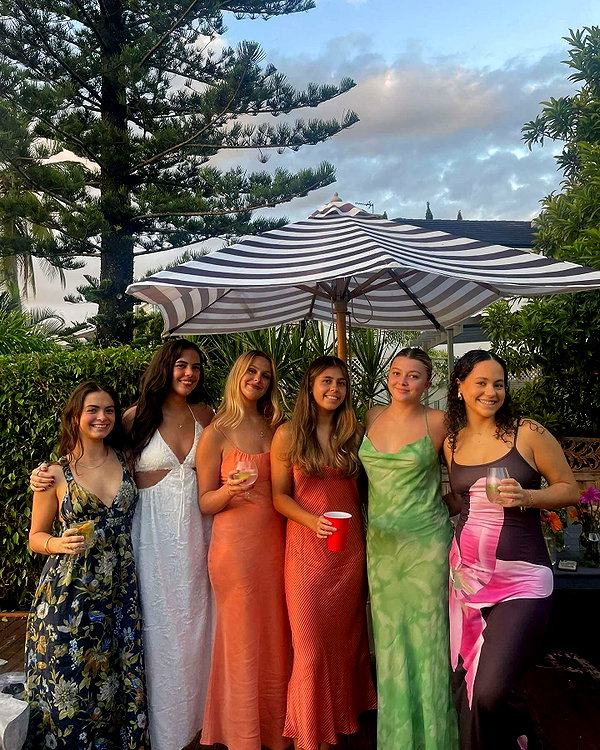 lilyphillipss instagram image archive image