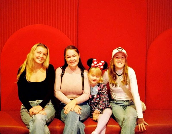 lilyphillipss instagram image archive image