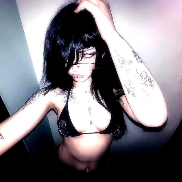 lilznvv lilznvv archive image