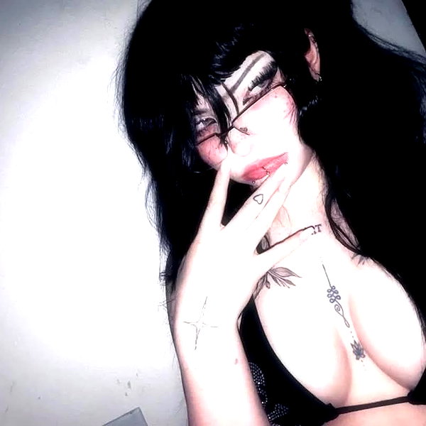lilznvv lilznvv archive image