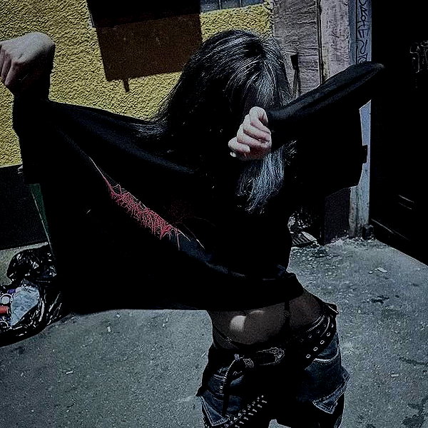 lilznvv lilznvv archive image