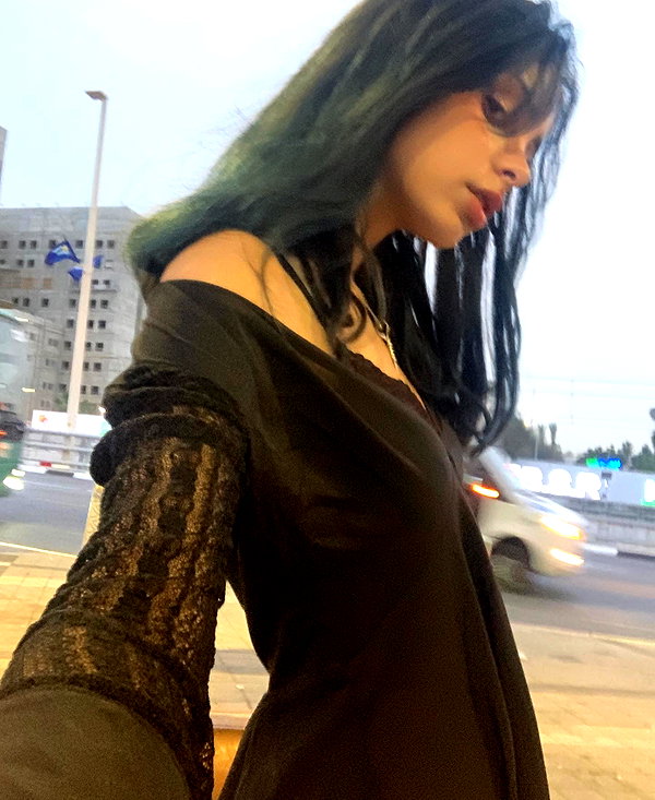 limonnnie instagram image archive image
