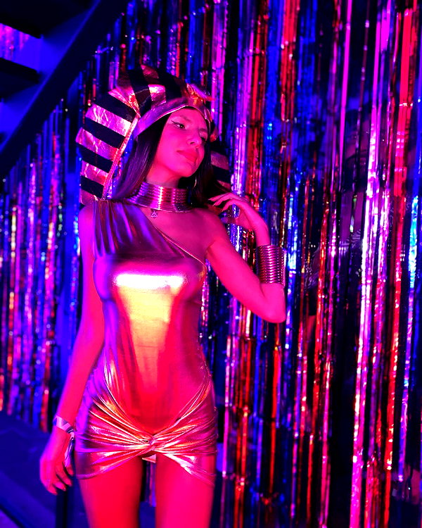 lin__099 instagram image archive image