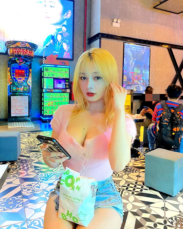 linnntitxinhnhat instagram image archive image