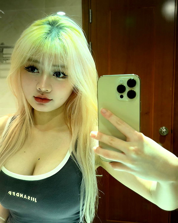 linnntitxinhnhat instagram image archive image