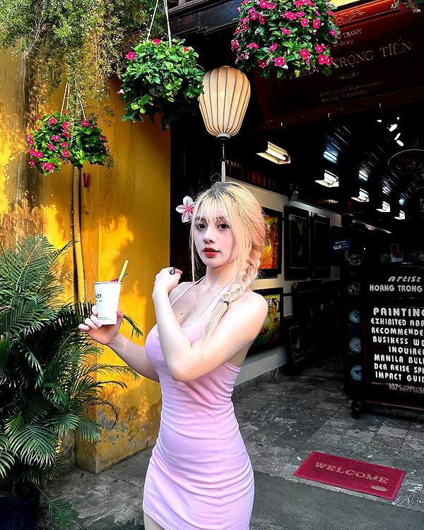 linnntitxinhnhat instagram image archive image