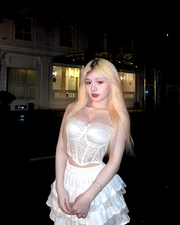 linnntitxinhnhat instagram image archive image