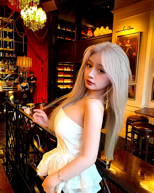 linnntitxinhnhat instagram image archive image