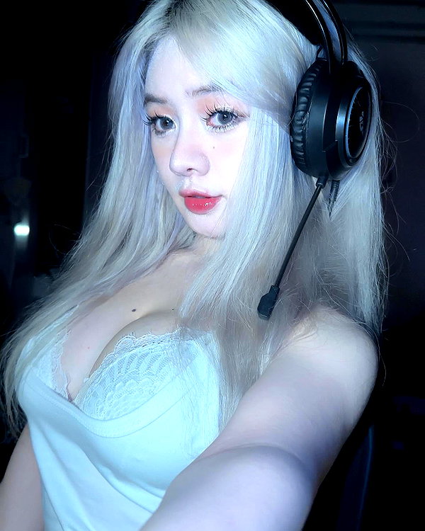 linnntitxinhnhat instagram image archive image