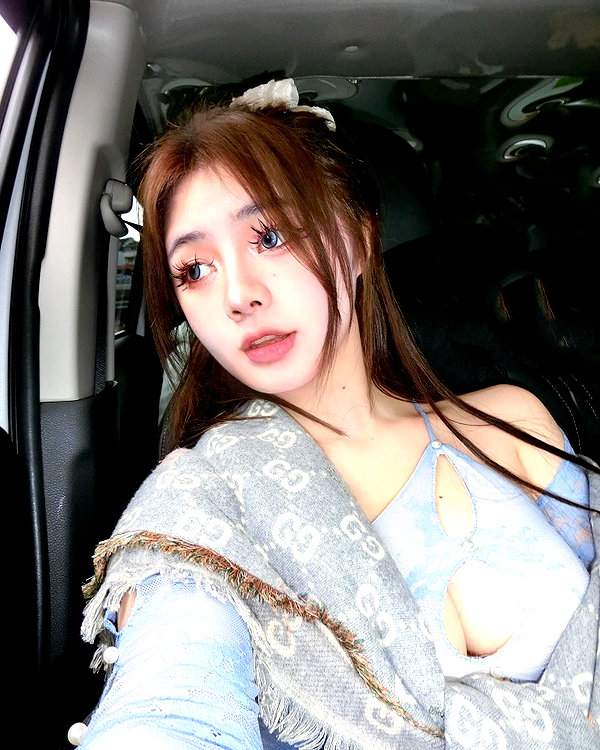 linnntitxinhnhat instagram image archive image