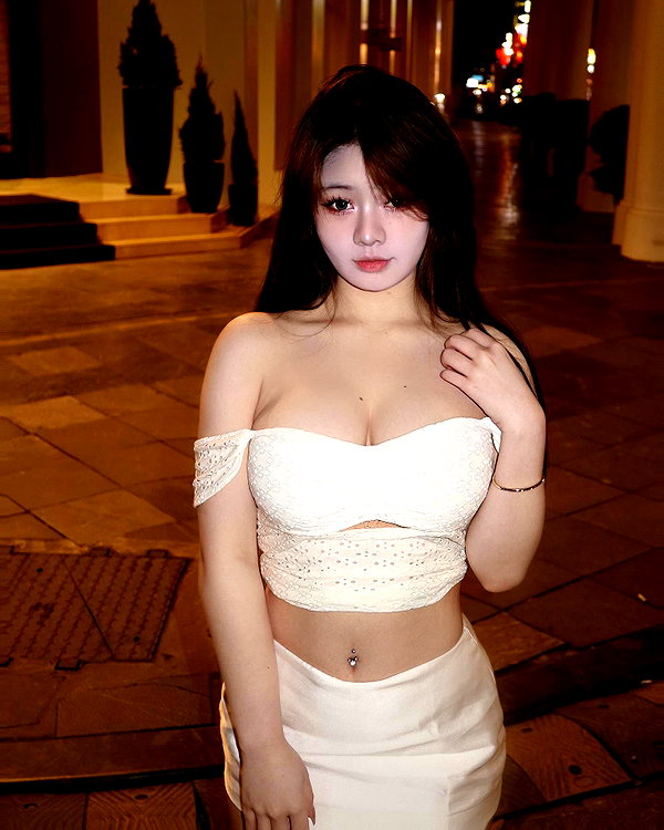 linnntitxinhnhat instagram image archive image