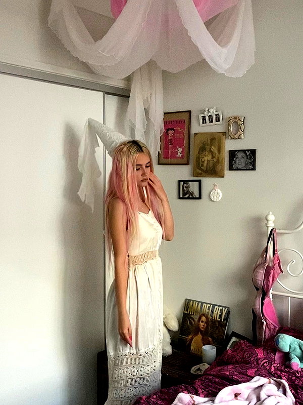 littlechurchdoll instagram image archive image