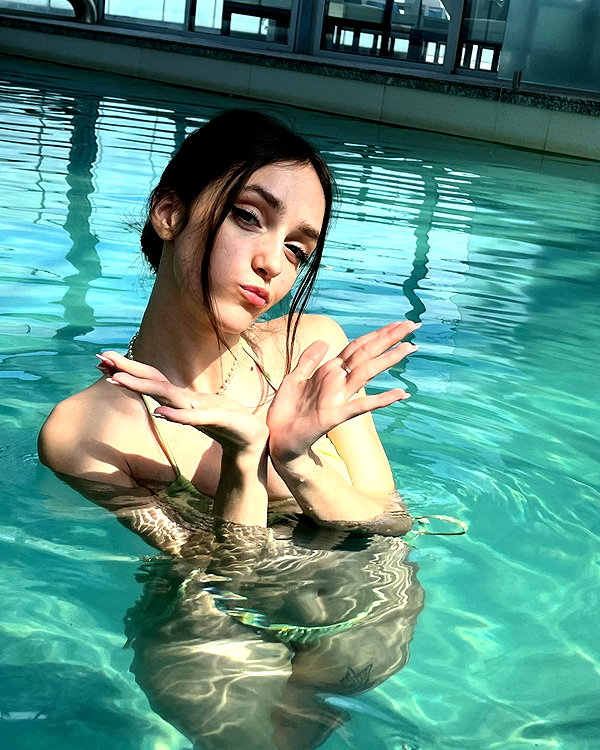 littlemiauwu instagram image archive image