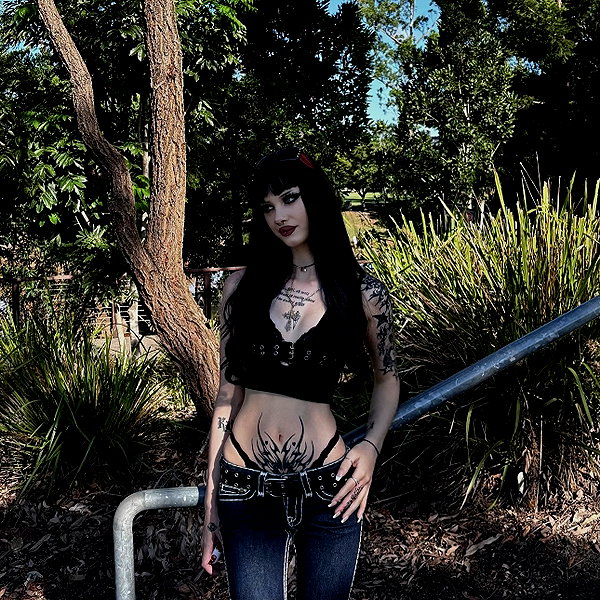 livindeadyaz instagram image archive image
