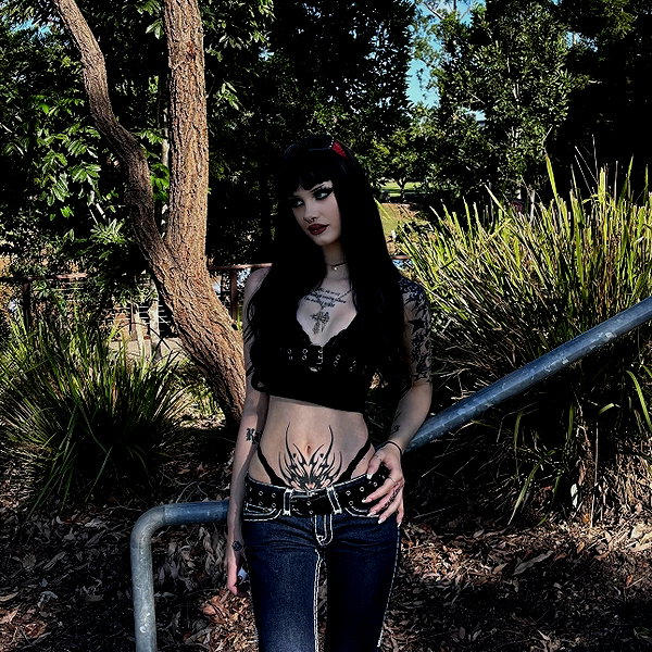 livindeadyaz instagram image archive image