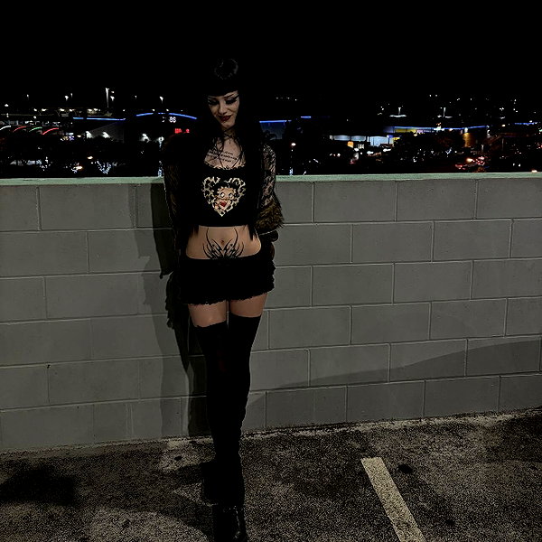 livindeadyaz instagram image archive image