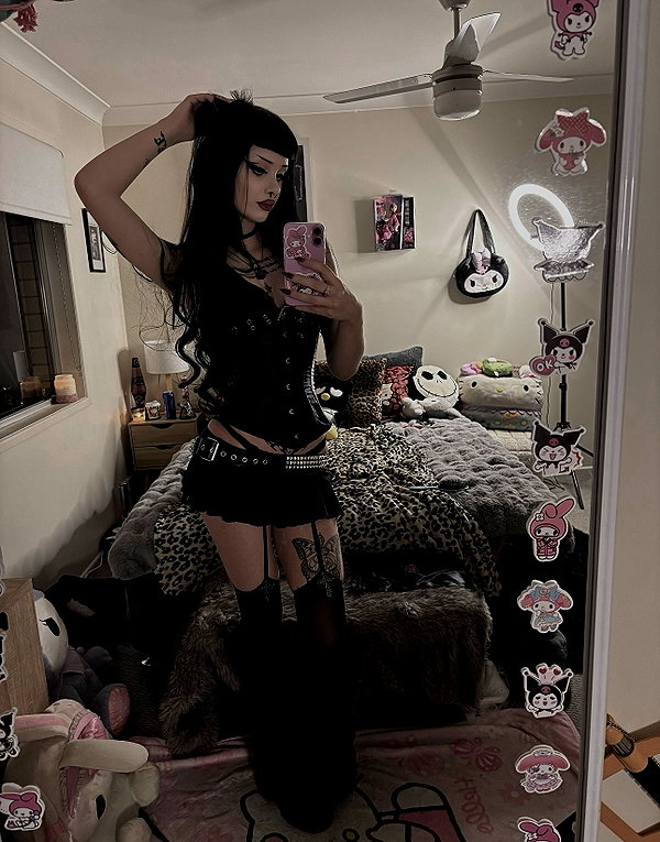livindeadyaz instagram image archive image