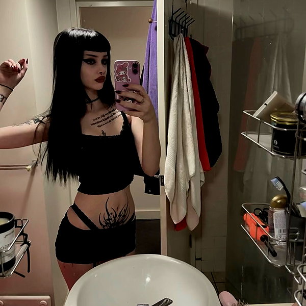 livindeadyaz instagram image archive image