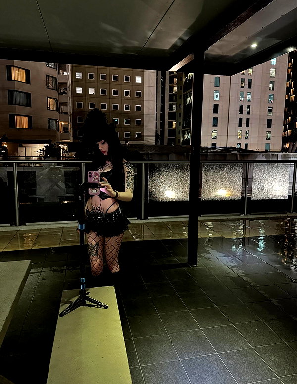 livindeadyaz instagram image archive image