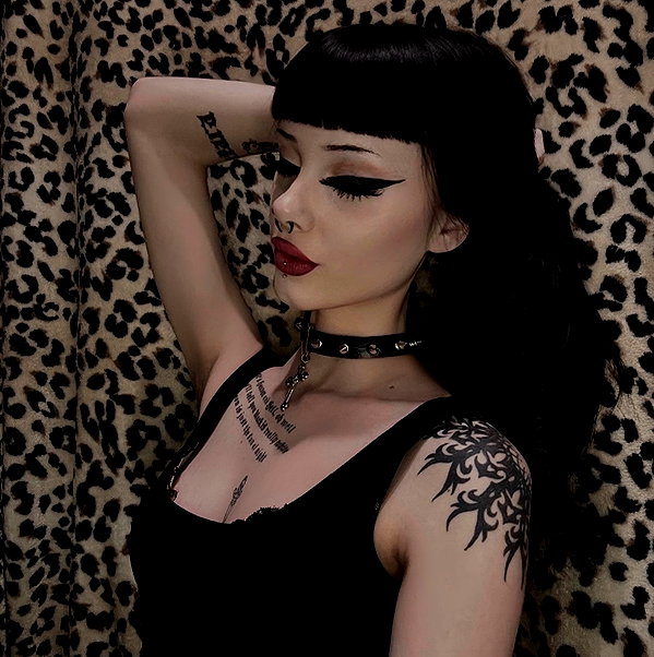 livindeadyaz instagram image archive image