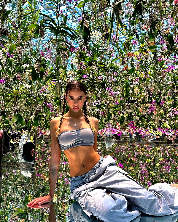 lizakovalenkoo instagram image archive image