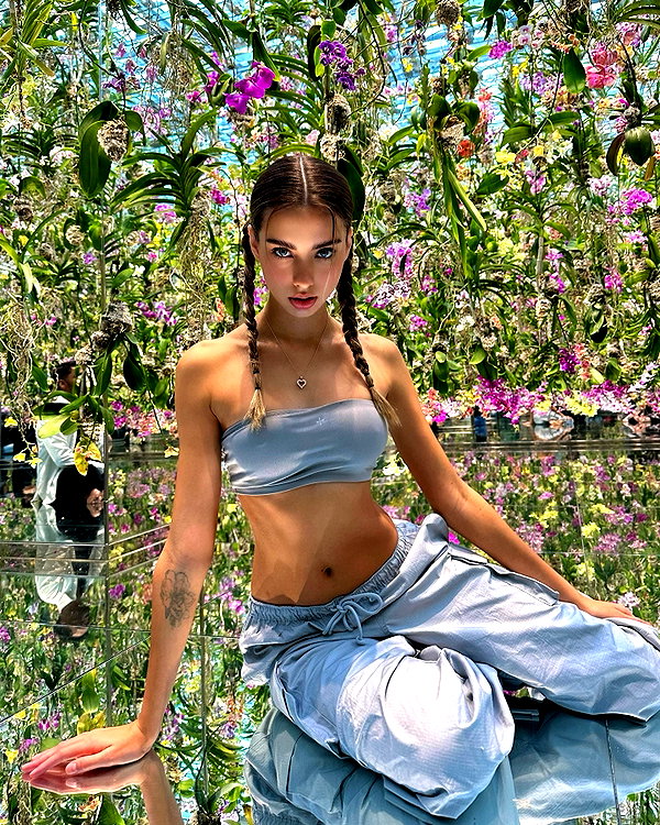 lizakovalenkoo instagram image archive image