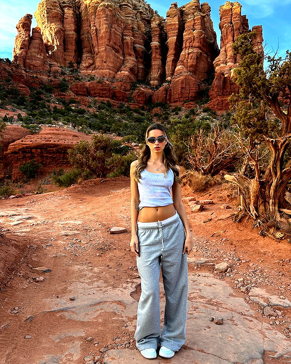 lizakovalenkoo instagram image archive image