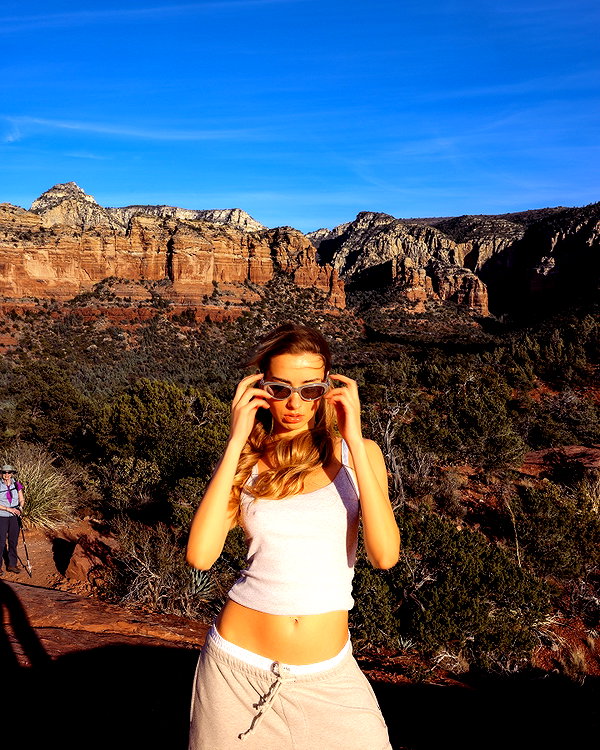 lizakovalenkoo instagram image archive image