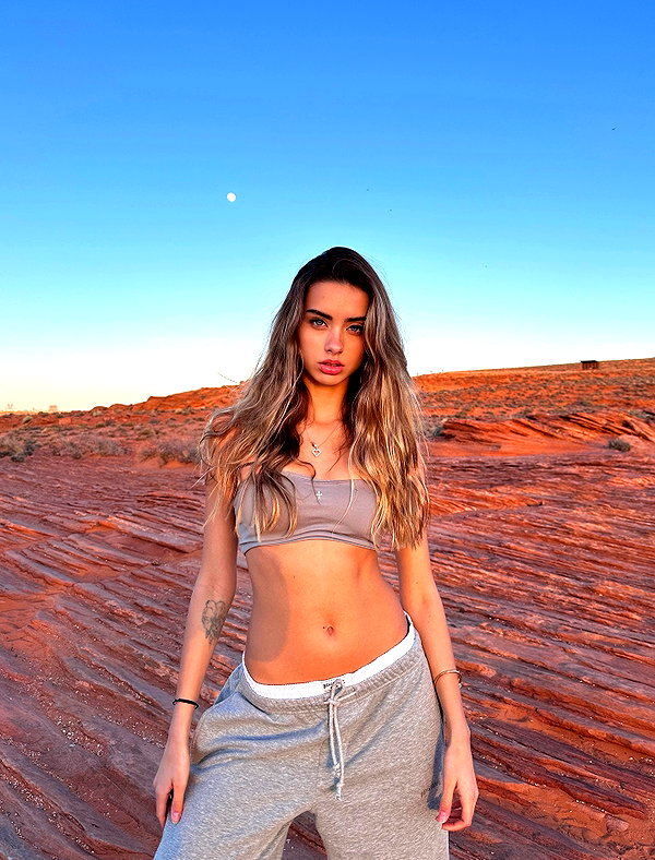 lizakovalenkoo instagram image archive image