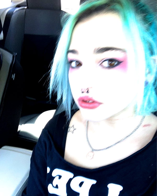 ll3nh3ntai instagram image archive image