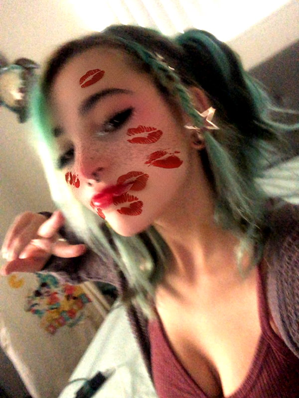 ll3nh3ntai instagram image archive image