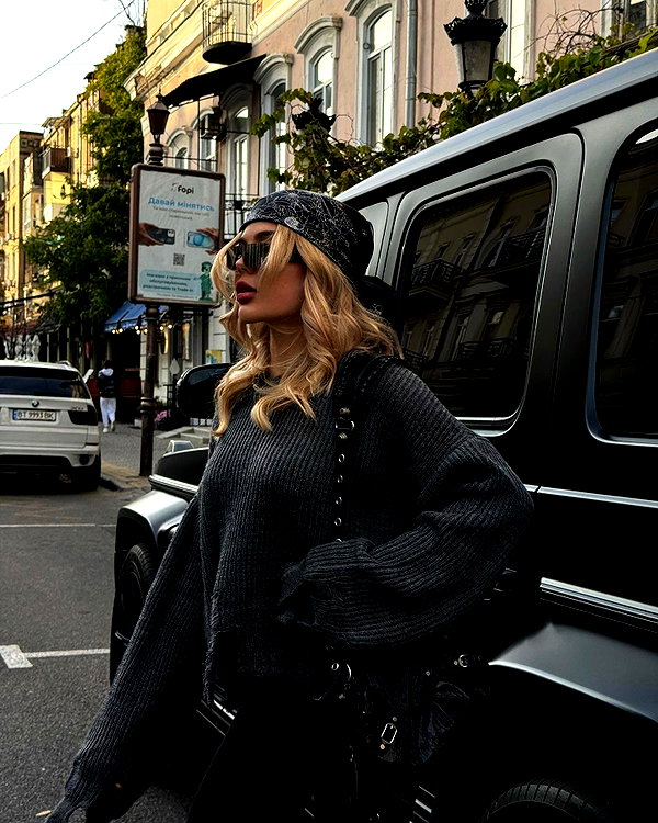 lllizaaa.8 instagram image archive image