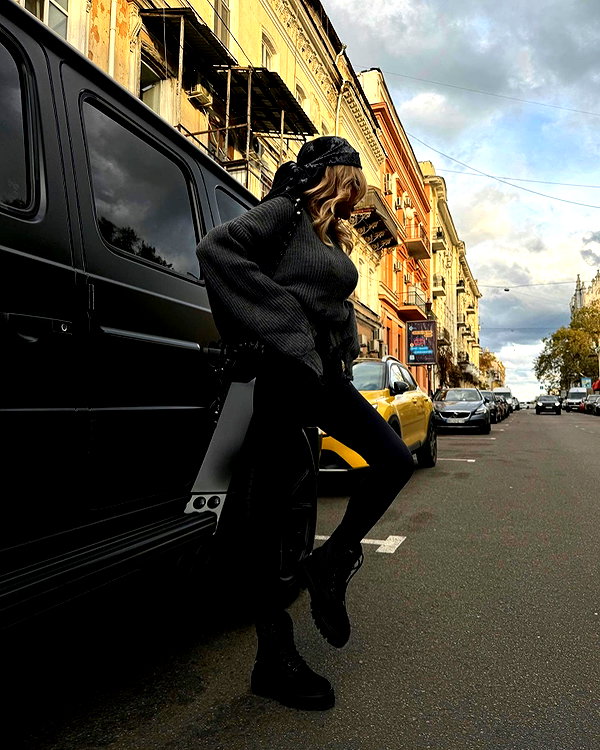 lllizaaa.8 instagram image archive image