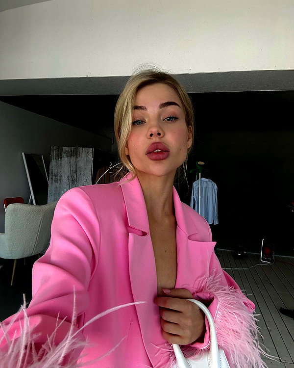 lllizaaa.8 instagram image archive image