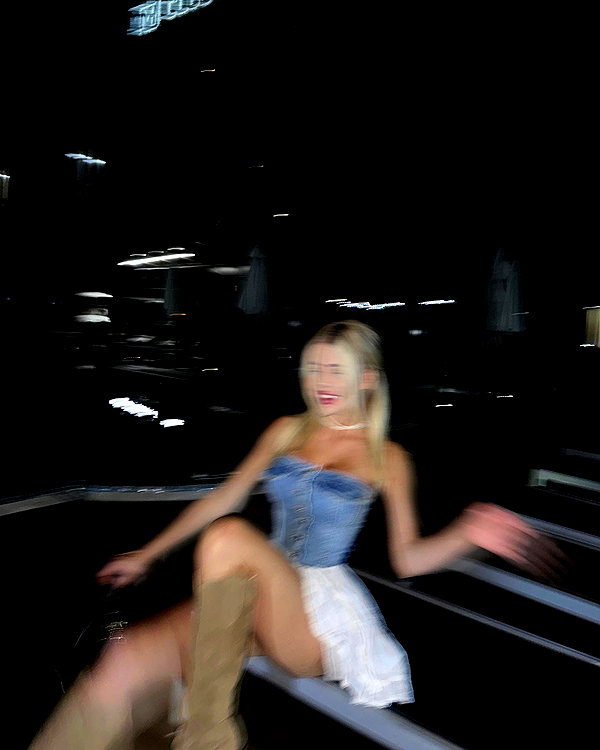 lllizaaa.8 instagram image archive image