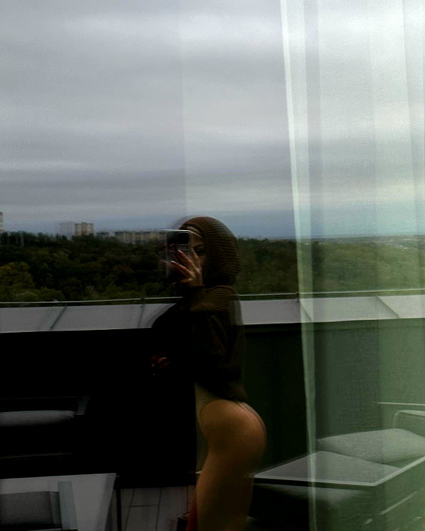 lllizaaa.8 instagram image archive image