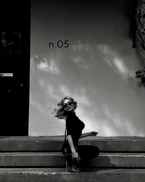 lllizaaa.8 instagram image archive image