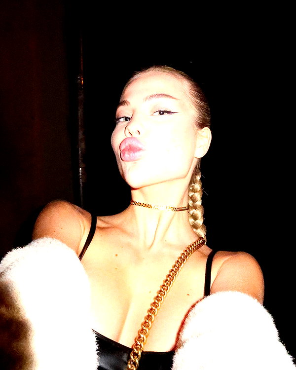 lllizaaa.8 instagram image archive image