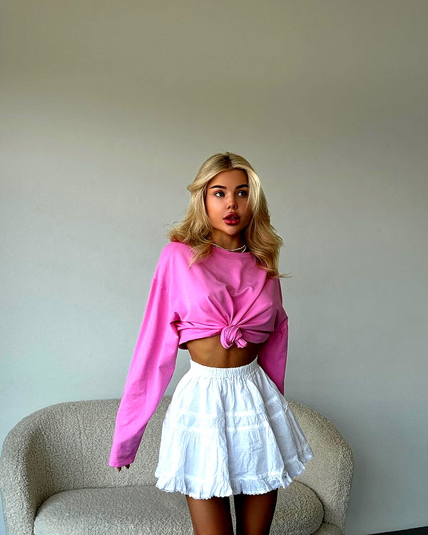 lllizaaa.8 instagram image archive image
