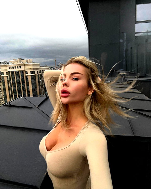 lllizaaa.8 instagram image archive image