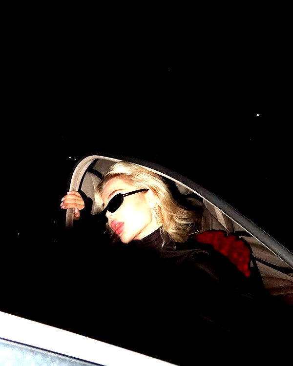 lllizaaa.8 instagram image archive image